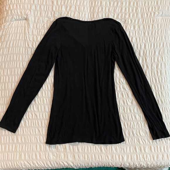 🌟 Minimalist Black Long Sleeve | Mossimo Women’s L | Capsule Wardrobe Essential - Picture 3 of 8